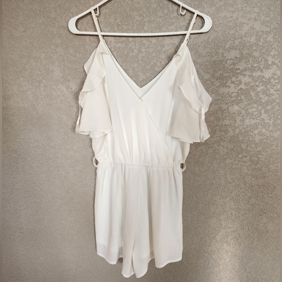 She + Sky Pants - She + SKY White Cold Shoulder Shirt Jumsuit Size SMALL